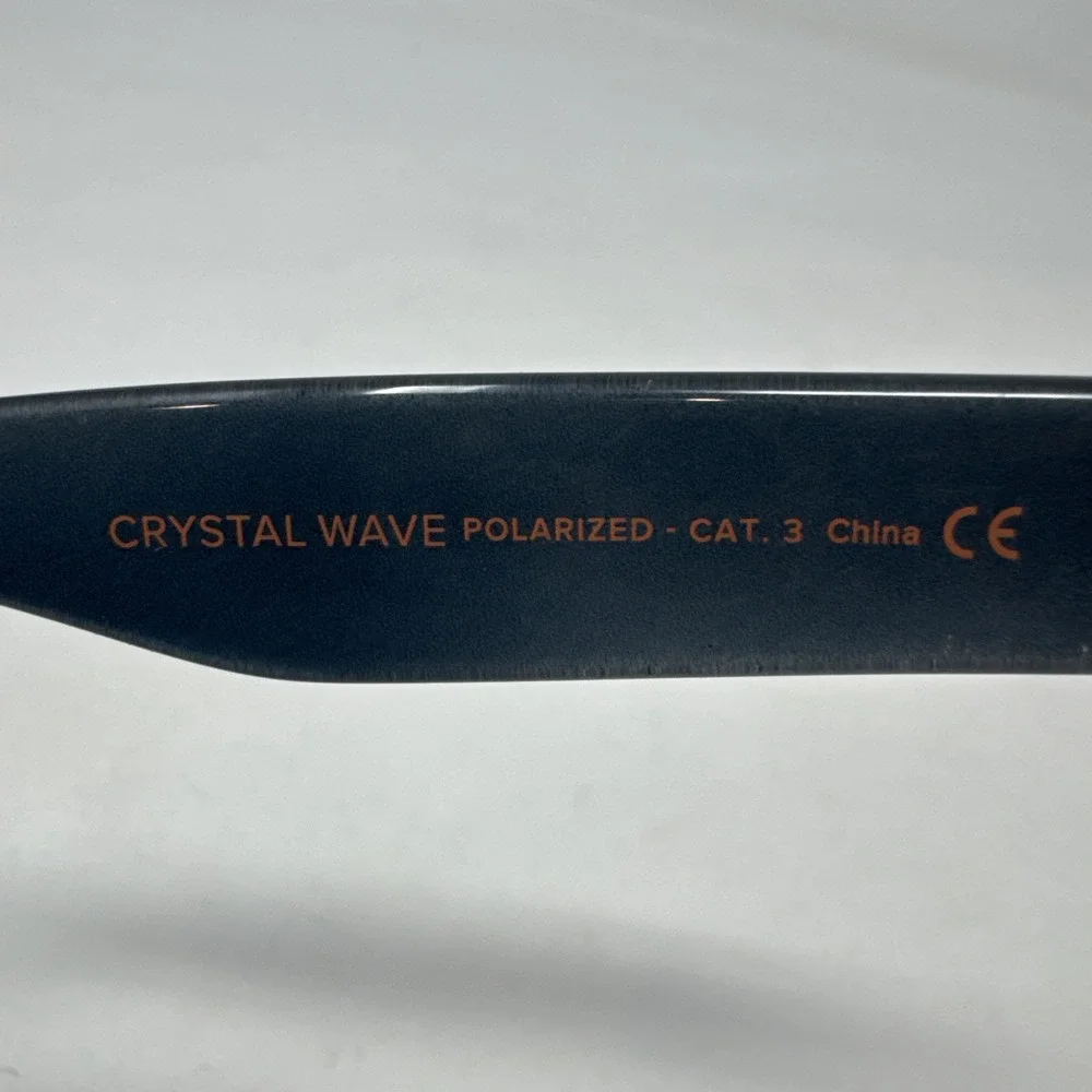 Blenders Crystal Wave Sunglasses Full Rim Polarized‎ Lenses 100% UV Protection